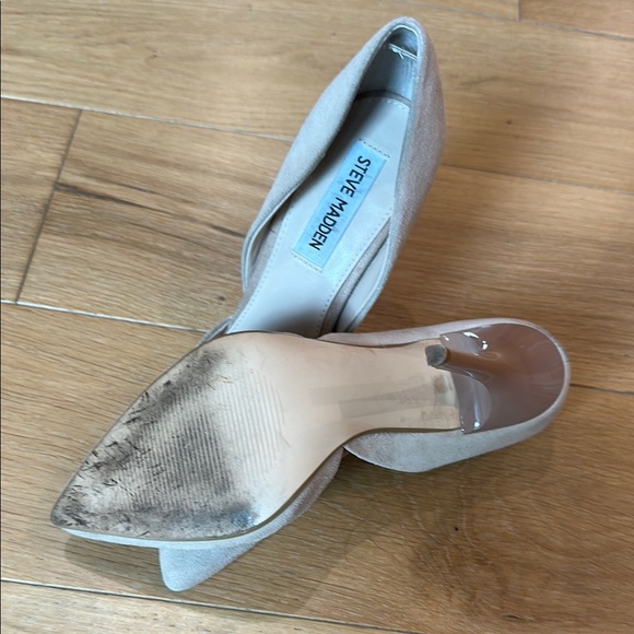 Steve Madden Beige Pointed Toe Heels - Picture 3 of 4
